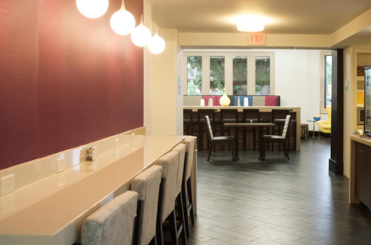 Holiday Inn Express Hickory - Hickory Mart By Ihg Luaran gambar